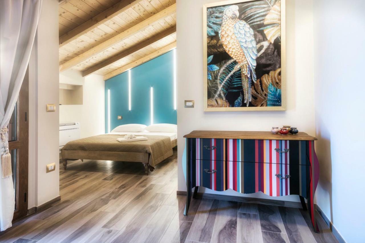 Palazzo Eugenia Suites Vasto Exterior foto